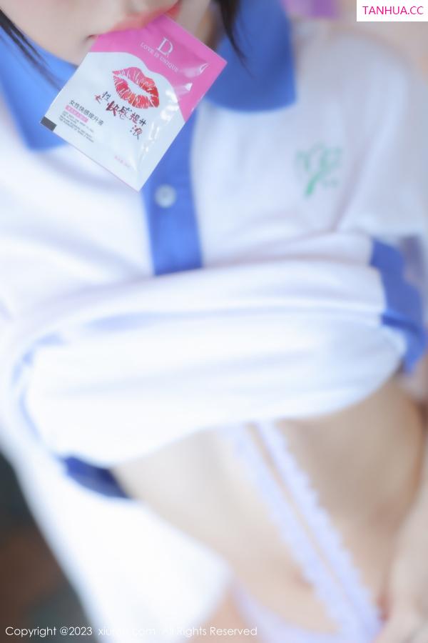   [XiuRen]高清写真图 2023.07.14 No.7085 幼幼 学生美腿第74张图片